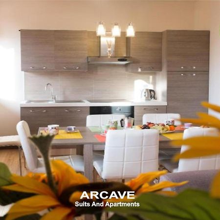 Vera Luxury Apartment Сірміоне Екстер'єр фото